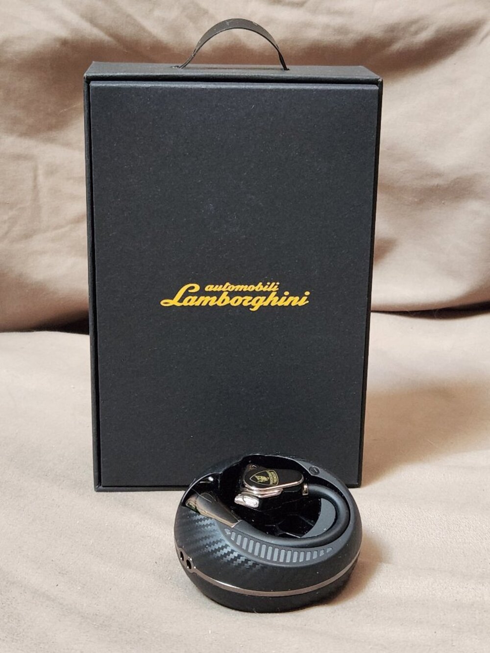 LAMBORGHINI Earbuds 6.0 Bluetooth Sport Ear Hook Earbuds - NEW in Box